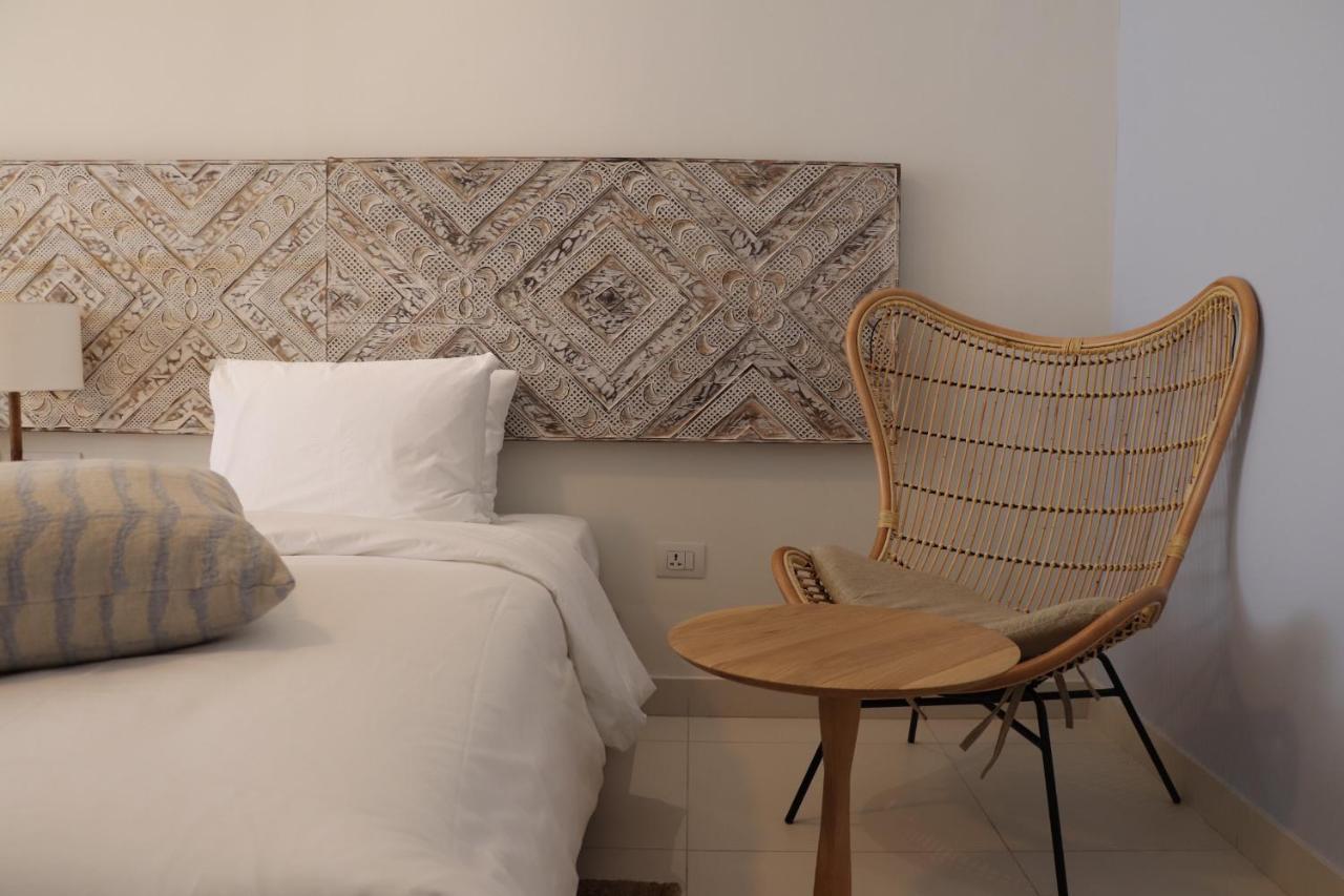 Cloud 7 Residences Ayla Aqaba Exterior foto A room at the hotel