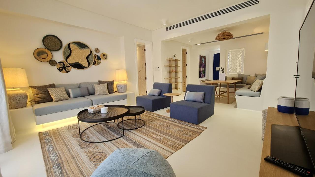 Cloud 7 Residences Ayla Aqaba Exterior foto Interior of a suite at the resort